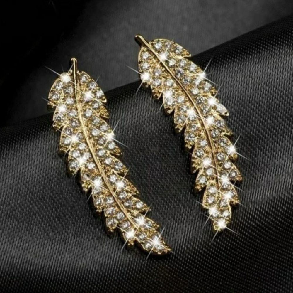New Feather Stud Earrings - Picture 6 of 6
